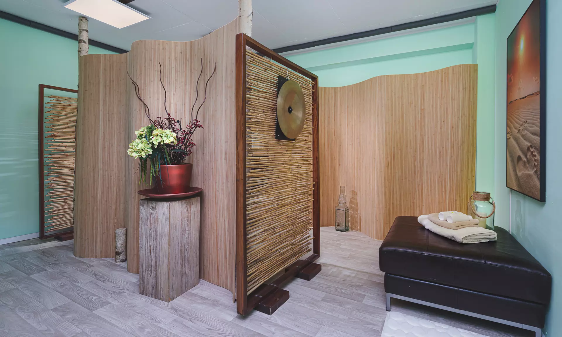 60-minute Glow Solution facial treatment including all 5 steps at Inshape (save up to 30%)