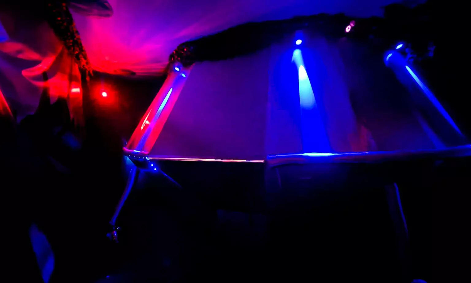 60-minute escape room "ET's Homecoming" for up to 4 players at Ticking Clock