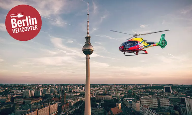 Above the clouds of Berlin: 1 helicopter tour over Berlin-Brandenburg with a voucher worth €159 (save 38%)