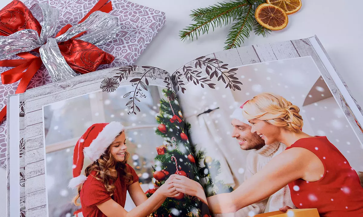 Classic A4 photo book in portrait or landscape format with 28 to 140 pages from Colorland (save up to 73%)