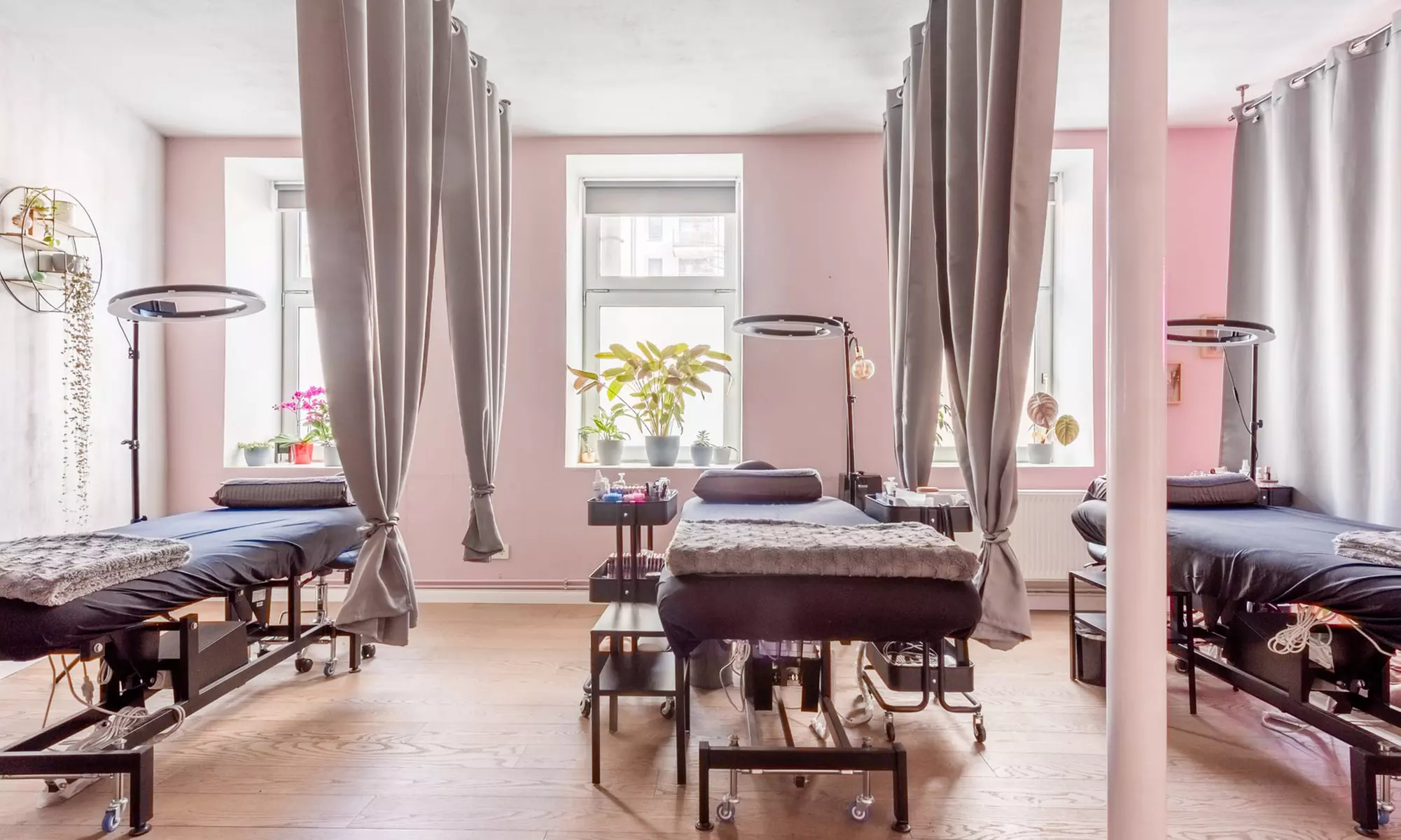 Eyelash and/or eyebrow lifting including tinting or combo package at Felycity - lashes and beauty (save up to 41%)