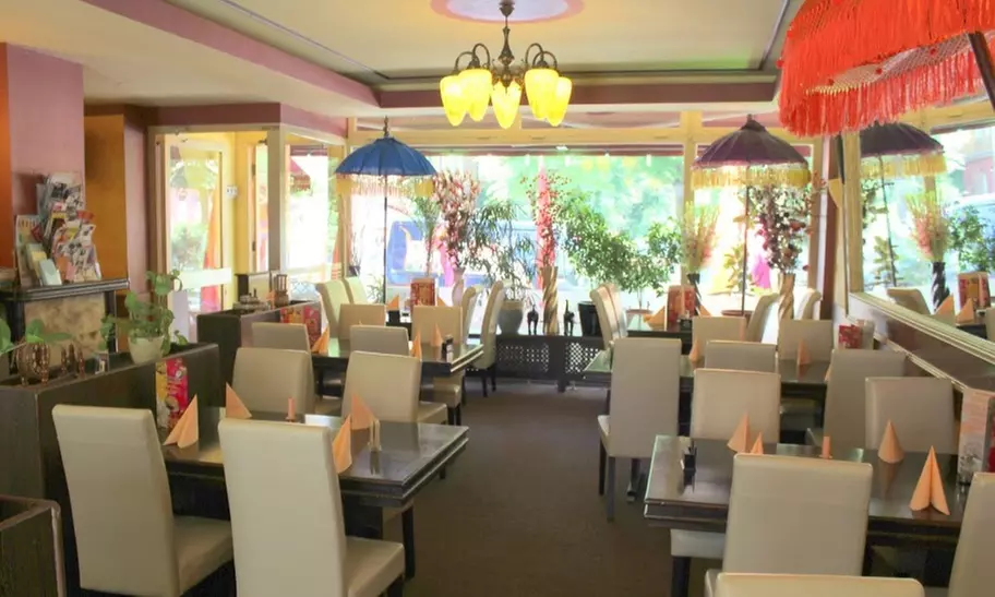 Indian 3-course menu including aperitif for 2 or 4 people at Aanjal Indian Restaurant (save 34%)