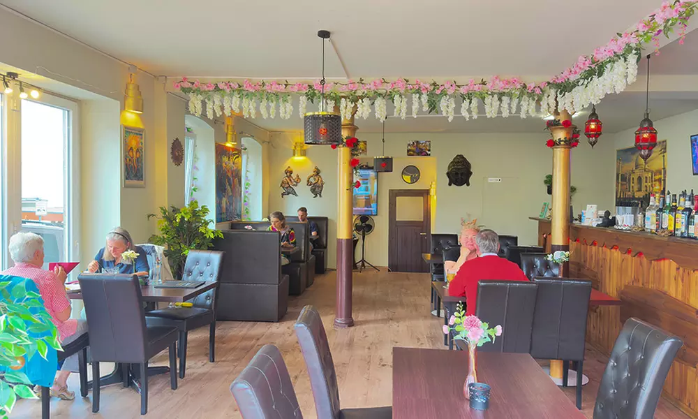 2 or 4 people (save up to 58%)