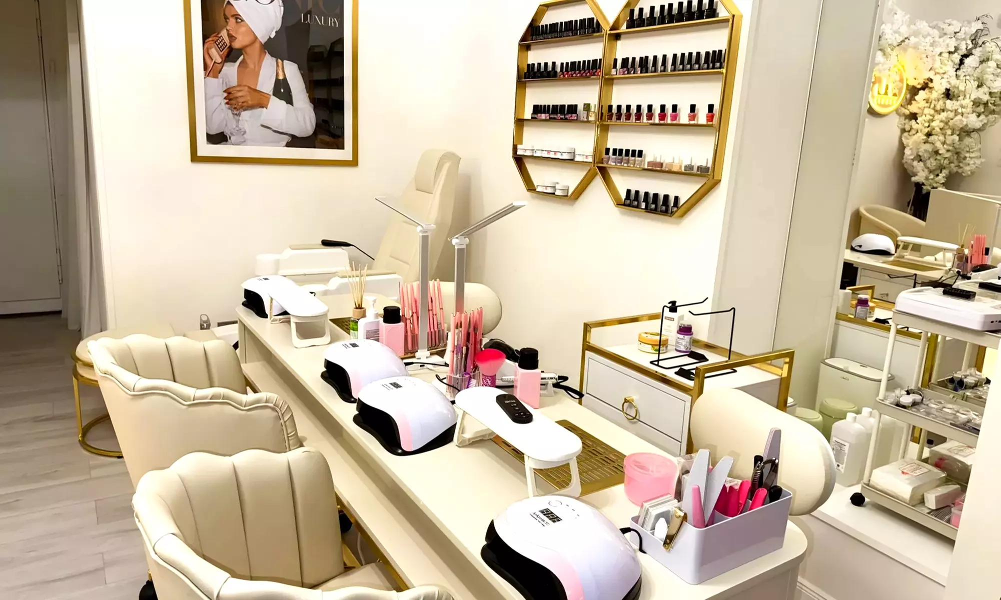 60-90 min. classic or deluxe facial treatment for 1 person (save up to 32%)