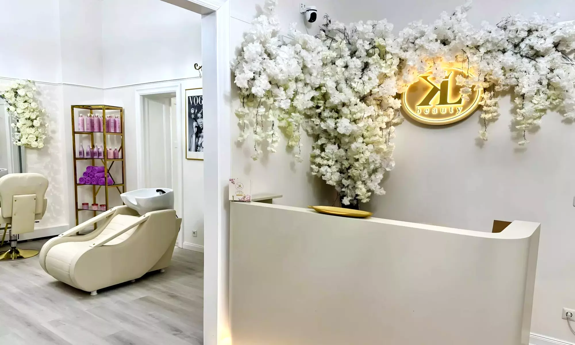 60-90 min. classic or deluxe facial treatment for 1 person (save up to 32%)