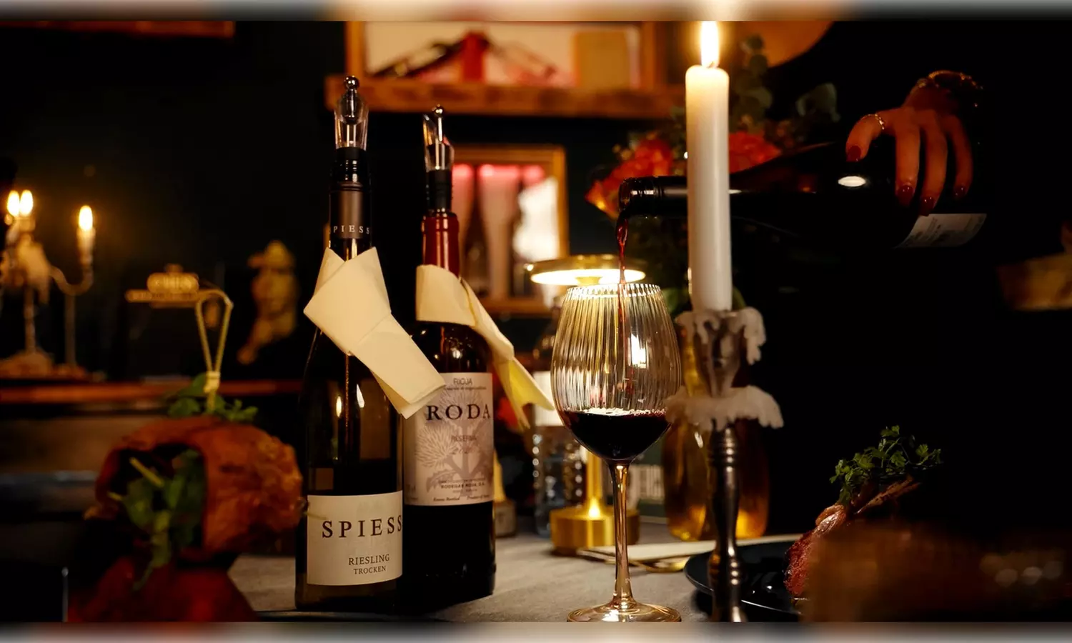 One of the world's candlelight dinners: 5-course fine dining in the anteroom with live music & a personal touch