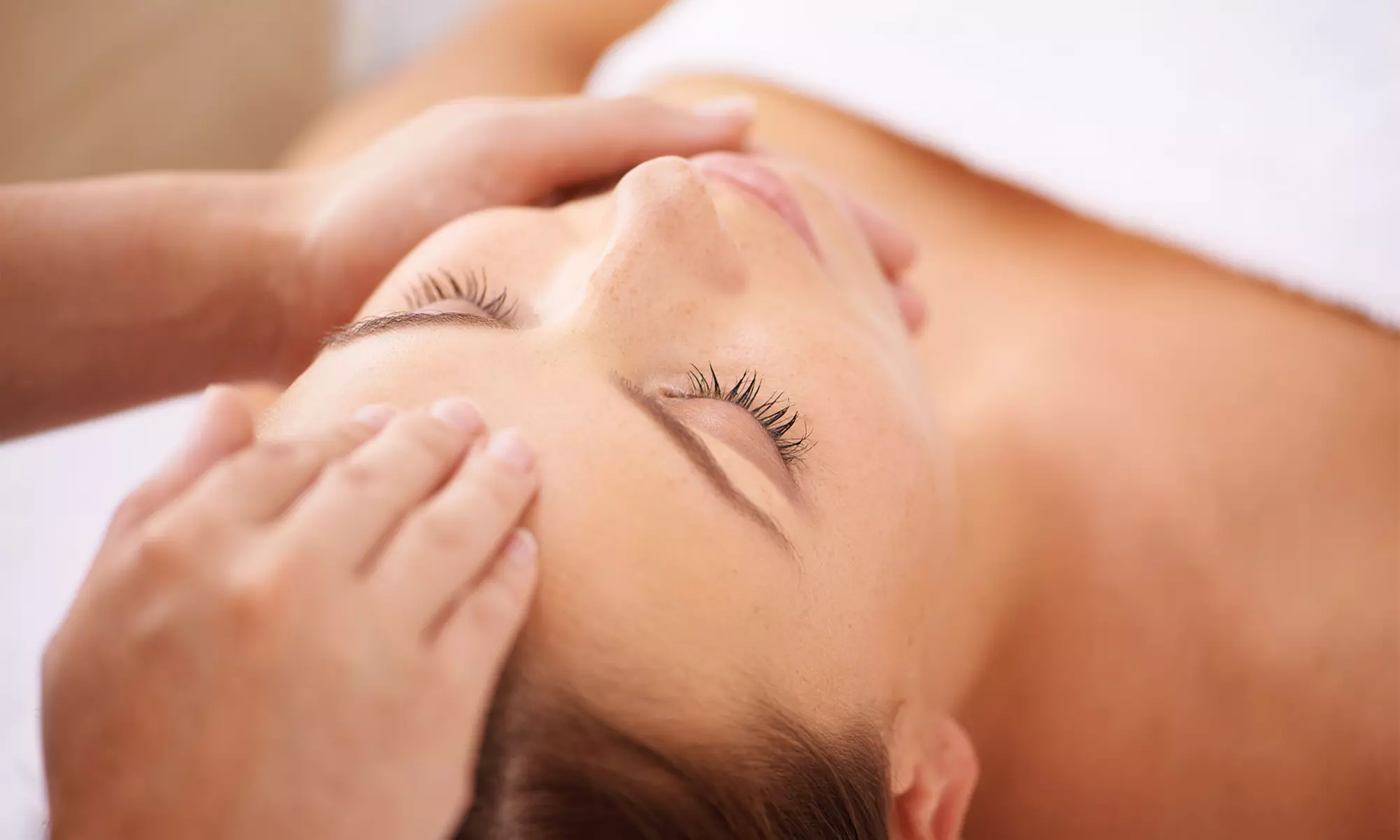 Up to 58% discount on cosmetic facial treatments at Beauty Center Berlin
